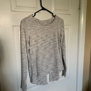 ZYIA Gray Open Back Long Sleeve Tee Size Small
